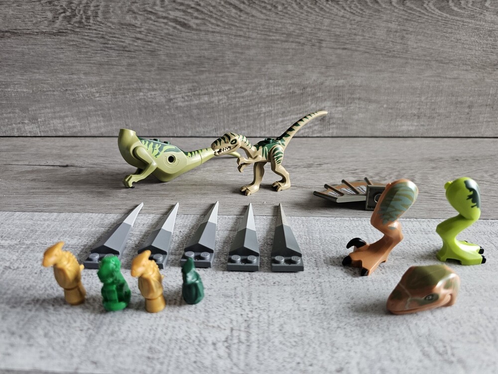 LEGO Dinosaurs Lot Bulk Jurassic Park Baby Dinos Baby Dragons Raptor Pieces